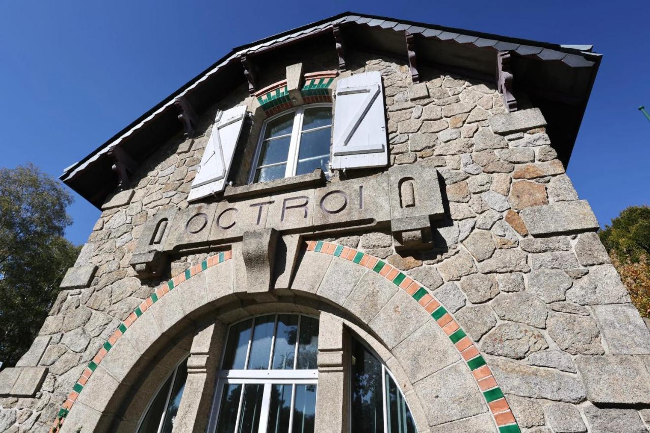 Le Duplex Du Chateau Centre Ville Calme Pontivy Εξωτερικό φωτογραφία